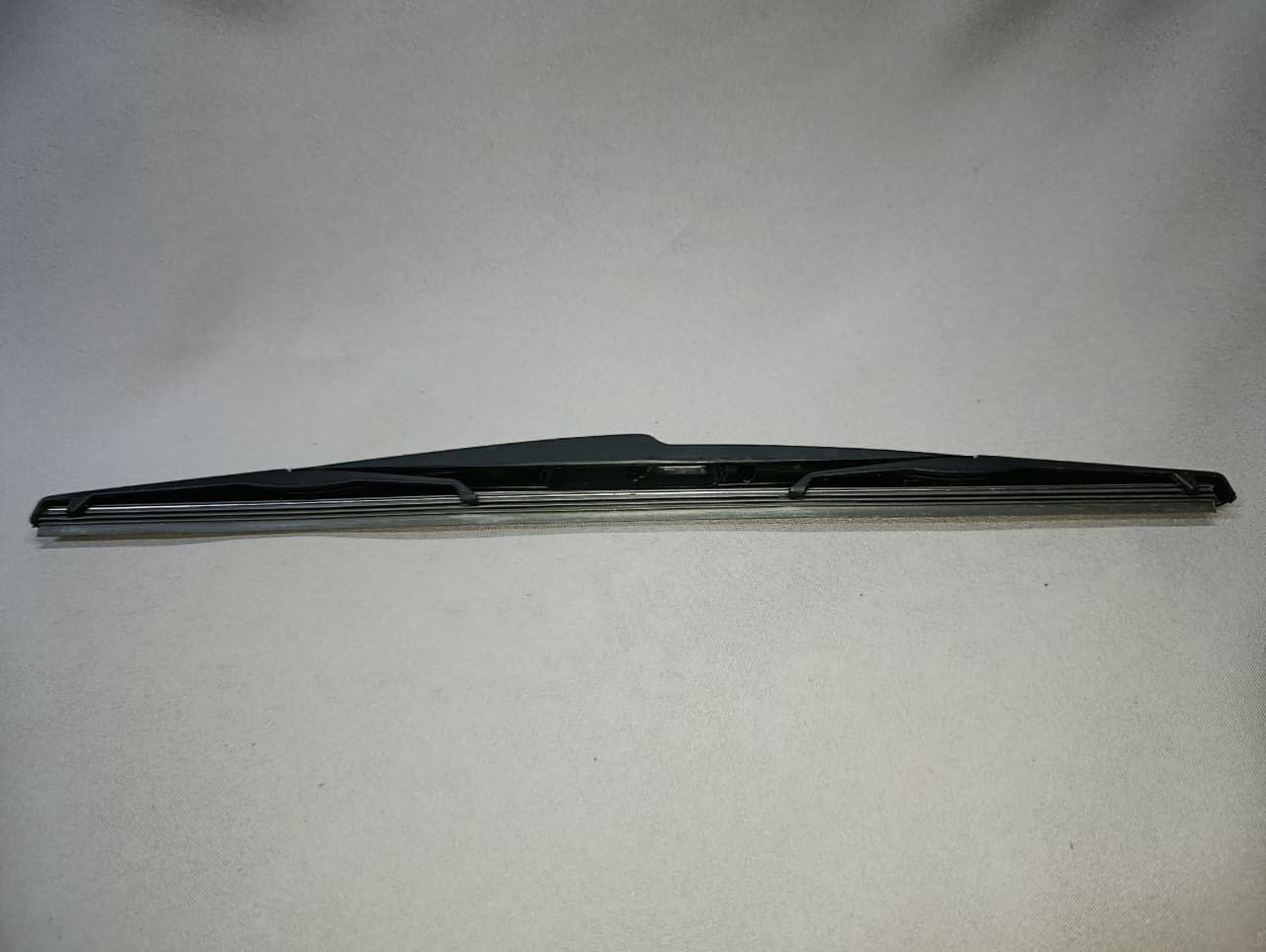 268e8a99-ebbe-4b4d-993f-035876aa862b Rear Wiper Blade 16" Nissan - Image 1