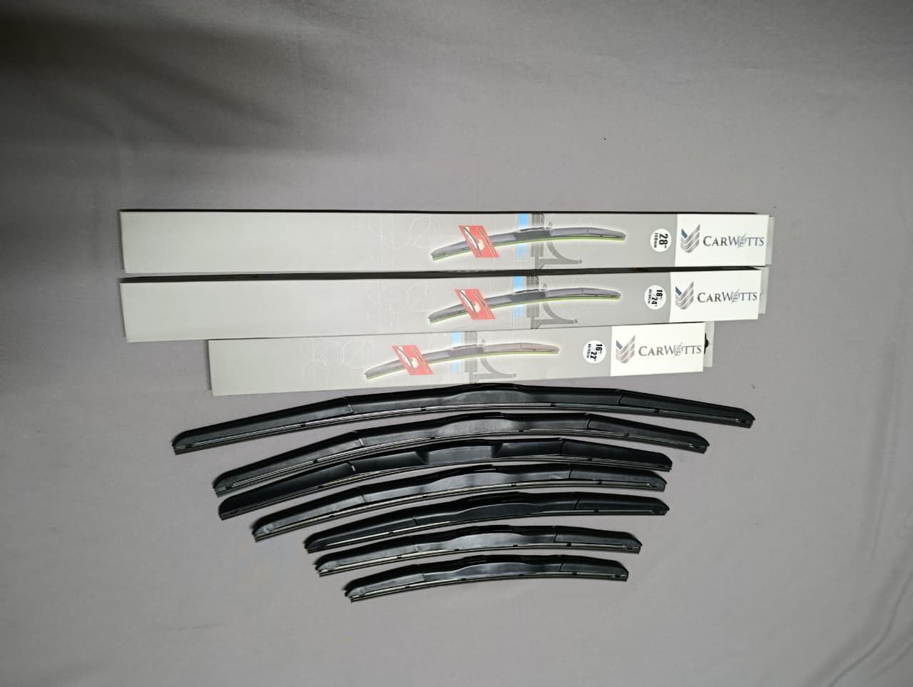 2ccd7f95-4984-489b-b960-9c014f63f2d5 Carwatts Universal windshield wiper blades 14 - 28 set - Image 1