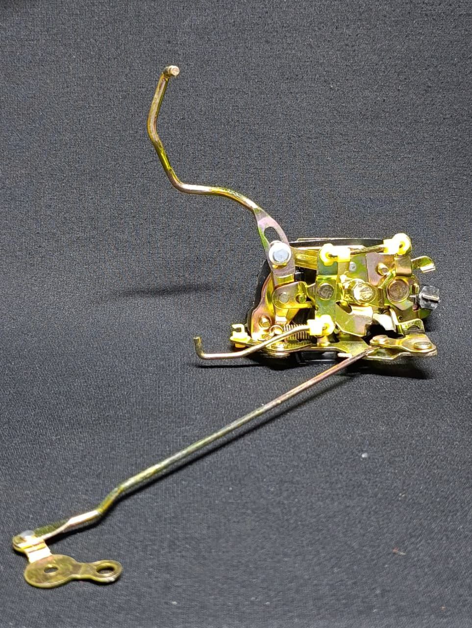 4c8fcba8-1a8e-4c94-85a9-21dbe4c5ffd5 Door Lock Mechanism Shark / Hiace ( Front Left) - Image 1