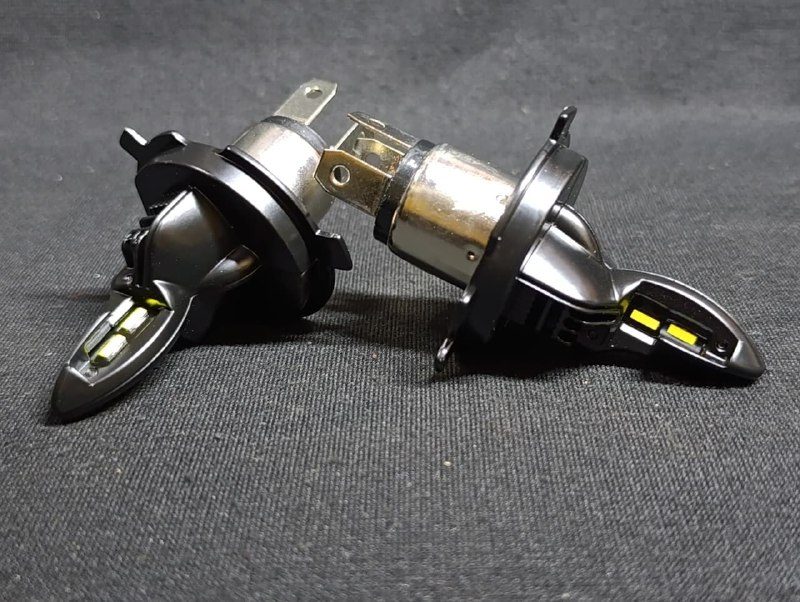 31ea019e-6568-4561-8706-923a8f03c4c5 H4 LED headlight bulbs - Image 1