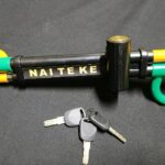 Heavy-duty universal-fit anti-theft steering wheel lock