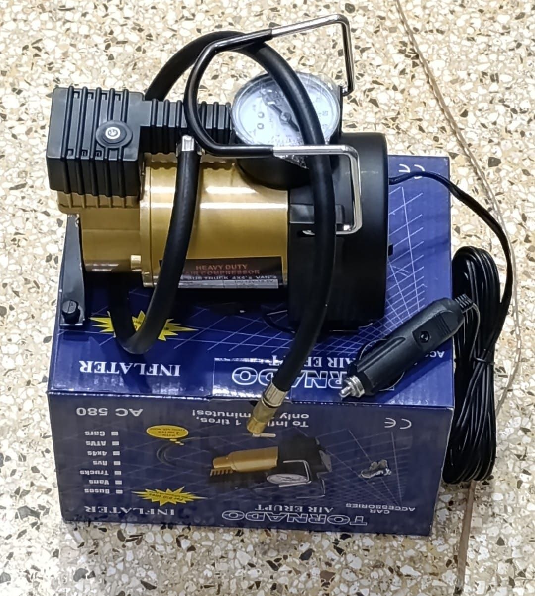 b882fe54-0ea5-4e6e-bf18-bad957bd14ba Heavy Duty Air Compressor 965 KPA (Small) - Image 1