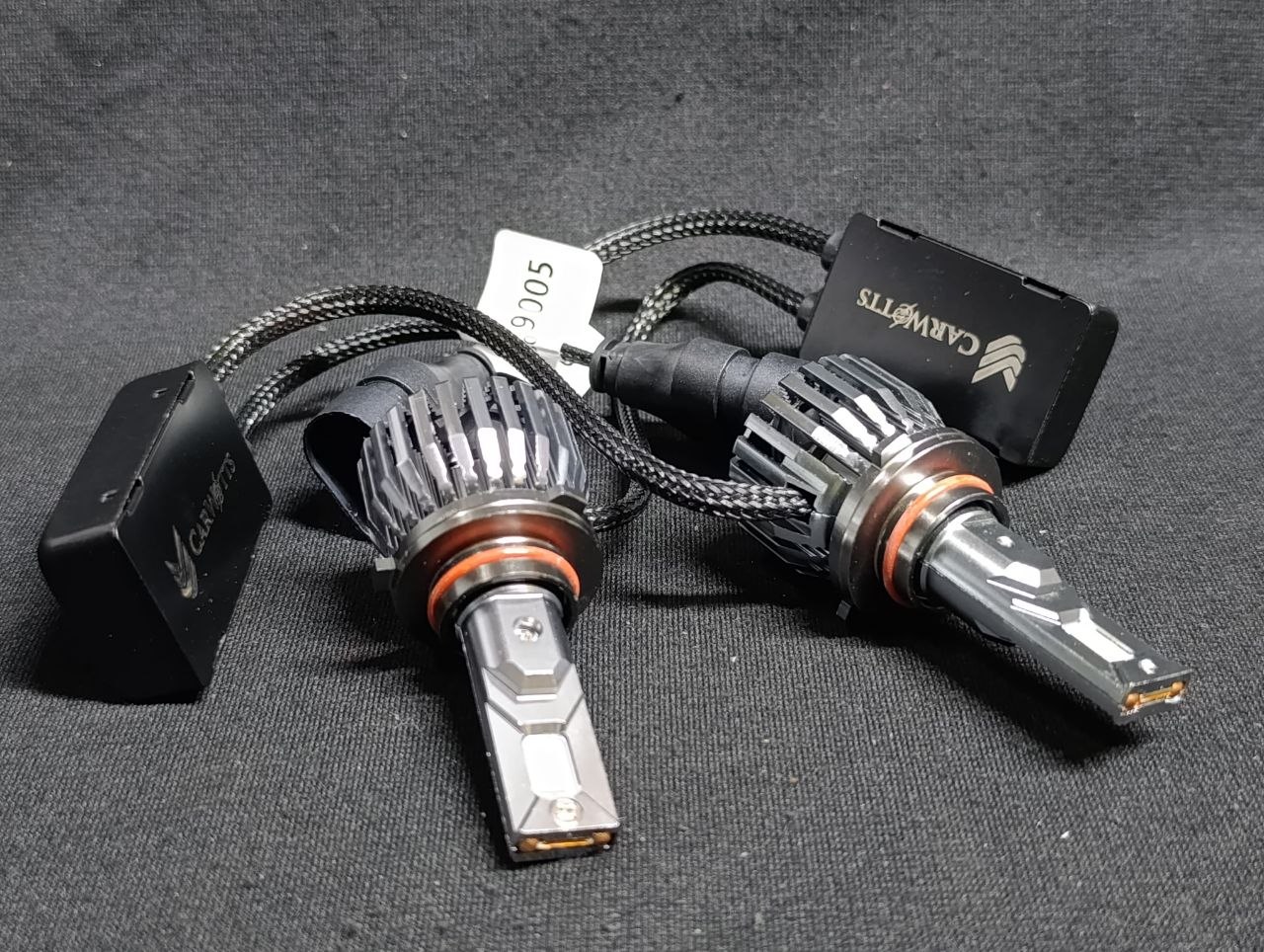 c6710ac7-2dd9-450e-974b-daba7b21b813 Carwatts V28 LED bulbs designed for a HB3 (9005) - Image 1