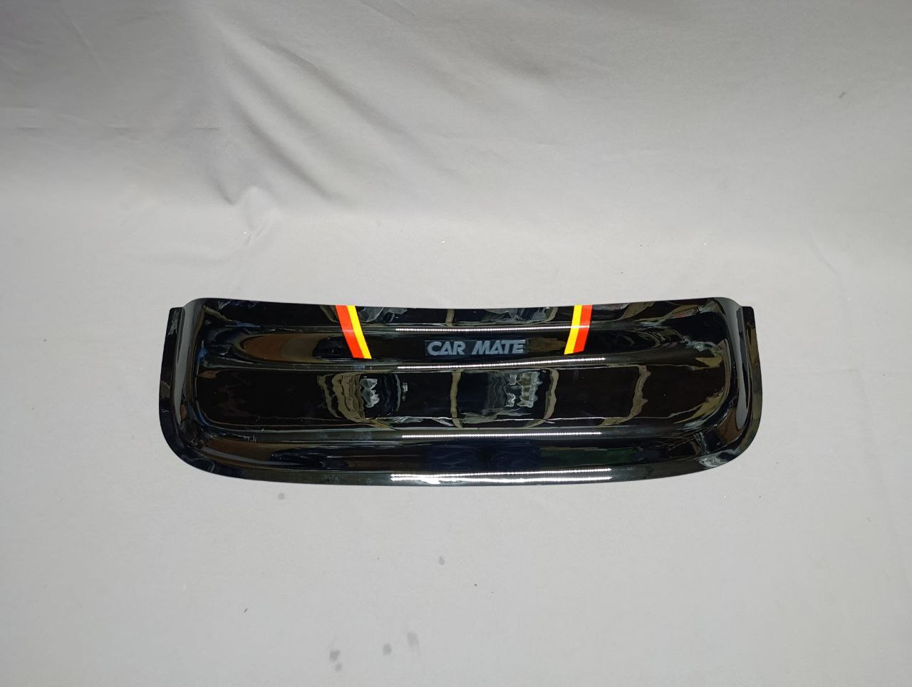 ecaa4ab5-860b-400e-ac32-a3d78f23b085 Car Mate Universal Sunroof Wind Deflector (90cm x 25cm) - Image 1